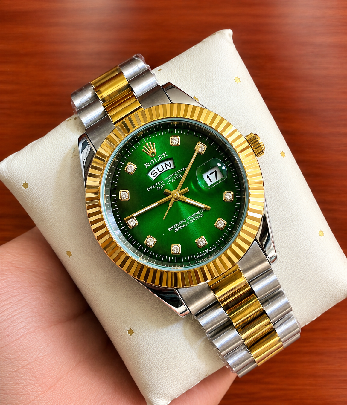 Luxury Couple Watch Set – Premium Design / طقم ساعات فاخرة للزوجين – تصميم راقٍ